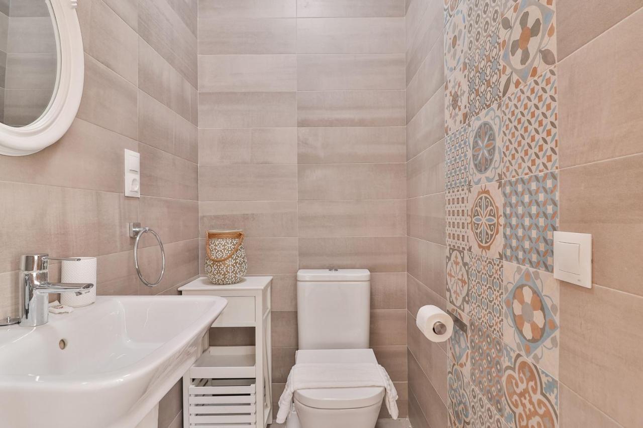 Flat 2 Bedrooms In The City Center Malaga Exterior photo